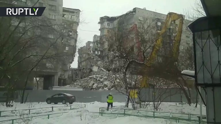 Video: Demolition of apartment block following deadly blast in Russia’s Magnitogorsk