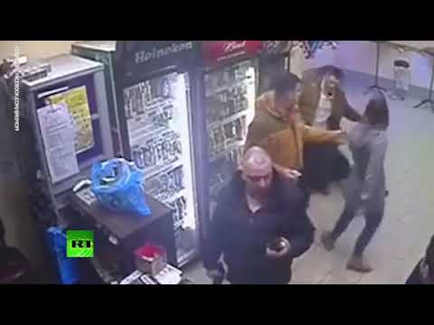 Video: Standing after one punch, on the floor after two: Woman knocks out aggressive customer (DISTURBING)