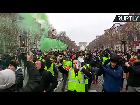 Video: LIVE: Fresh Yellow Vest protests held in Paris